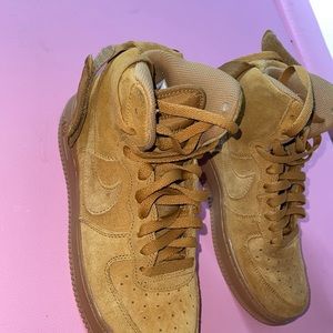 Nike air brown shoes